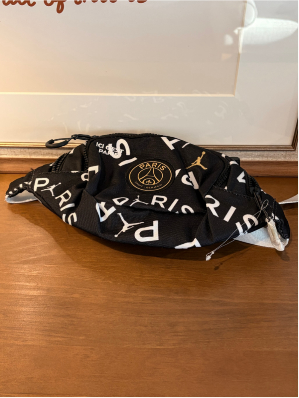 Jordan x Paris Saint-Germain (PSG) Festival/Crossbody Bag - Black/Gold